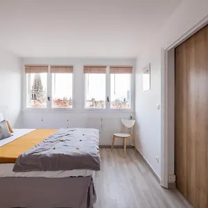 Honore Saint Antoine , Lyon Francia