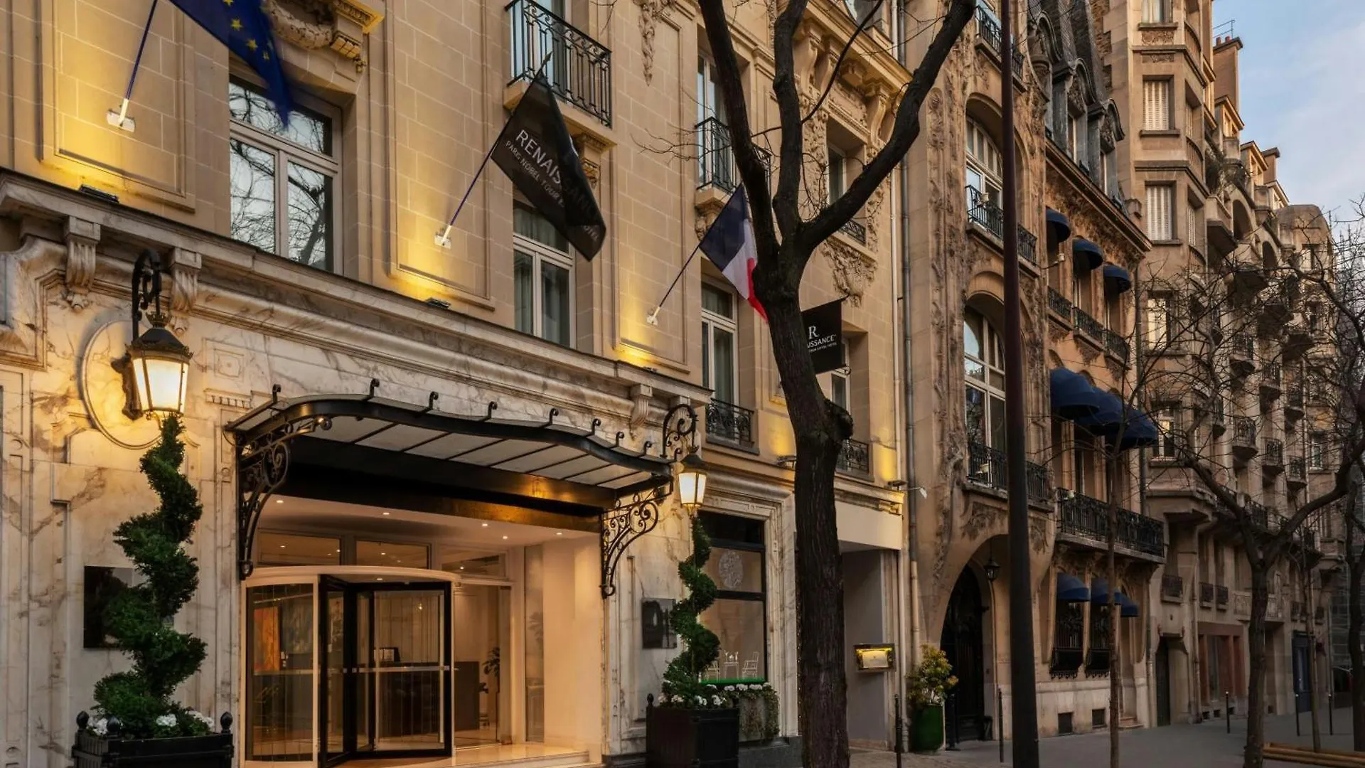 Renaissance Paris Nobel Tour Eiffel Hotel