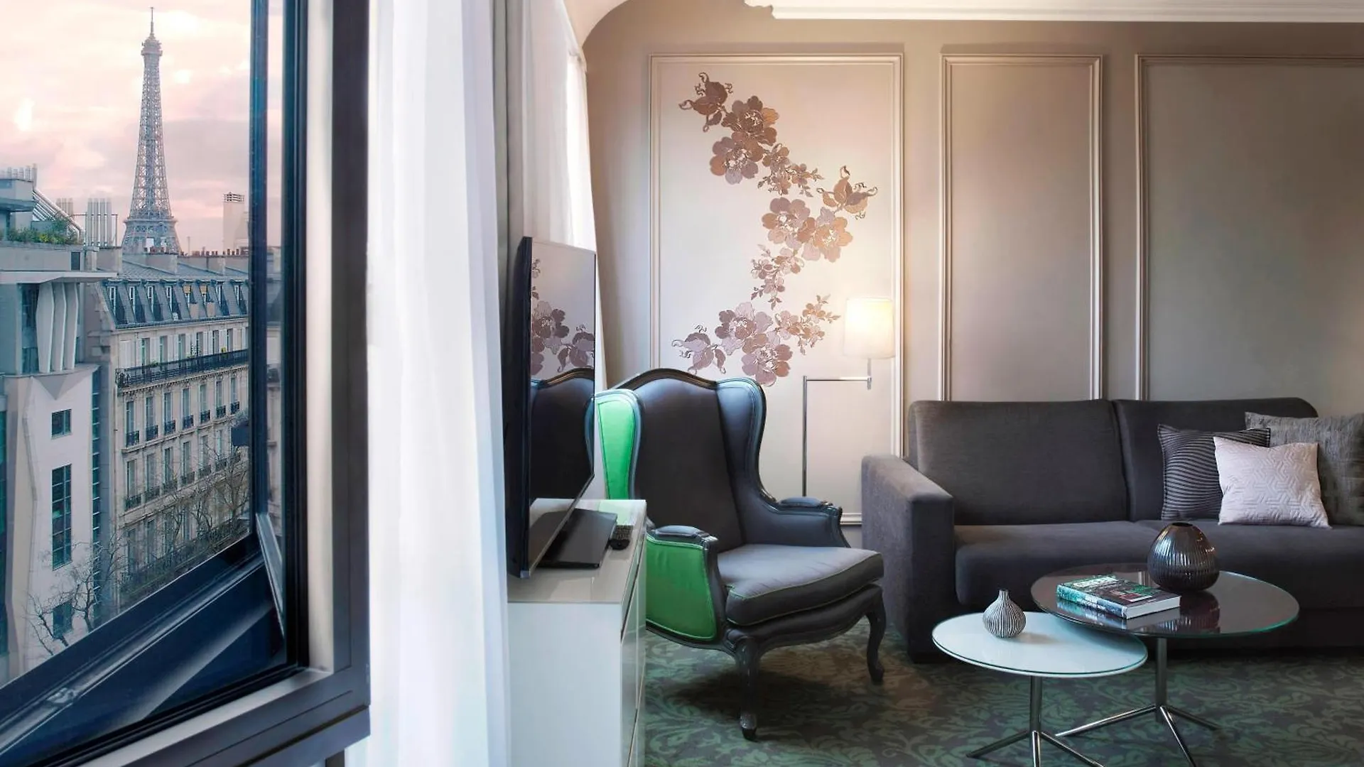 ****  Renaissance Paris Nobel Tour Eiffel Hotel Francia