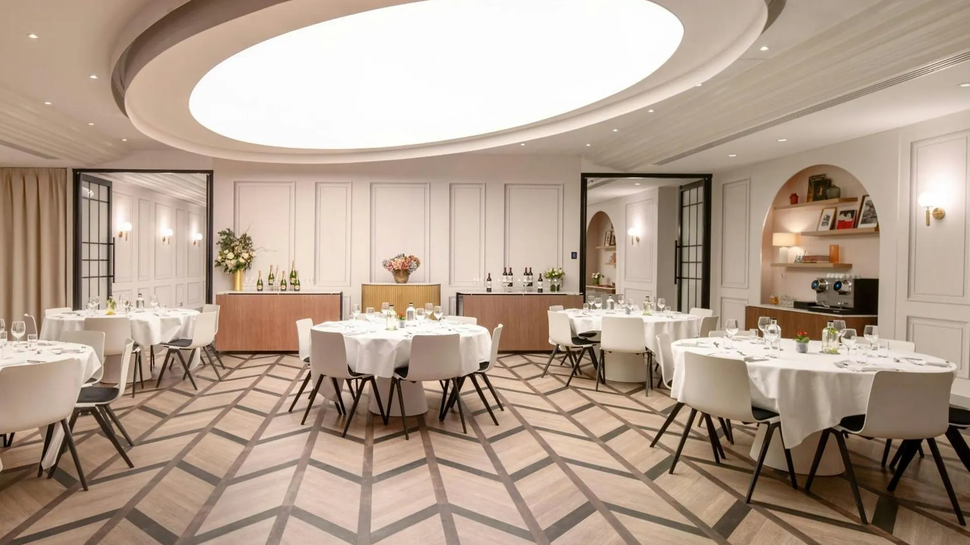 ****  Renaissance Paris Nobel Tour Eiffel Hotel Francia