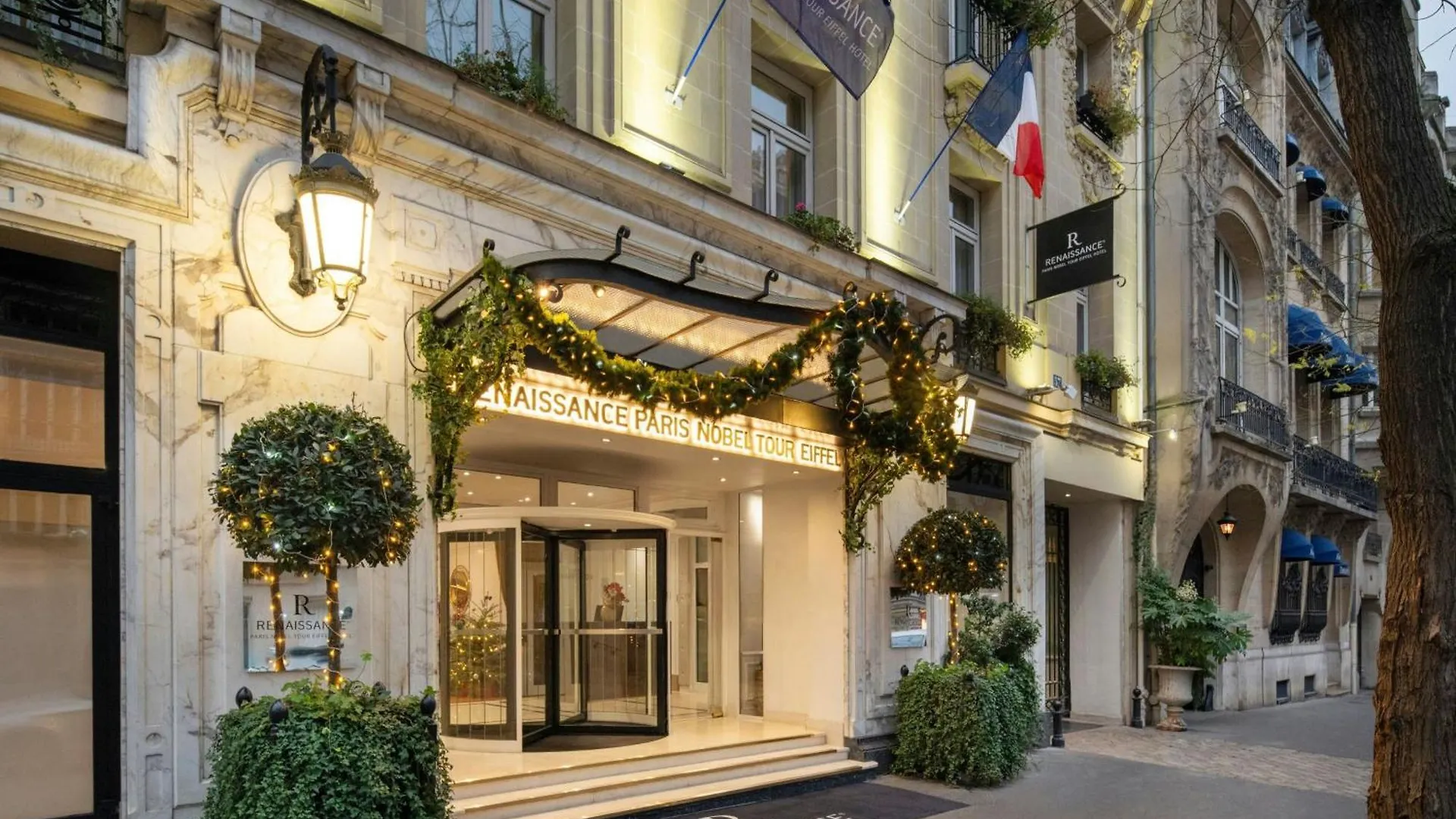 ****  Renaissance Paris Nobel Tour Eiffel Hotel Francia